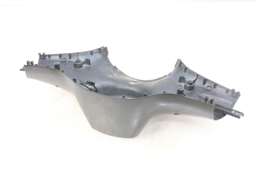 photo de REAR HANDLEBAR COVER PIAGGIO VESPA PRIMAVERA 2T 50 (2013 - 2018) - Zoom on usage condition