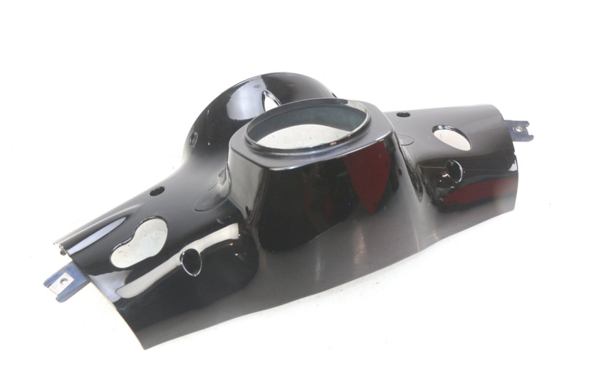 photo de REAR HANDLEBAR COVER PIAGGIO VESPA PRIMAVERA 2T 50 (2013 - 2018) - Technical close-up