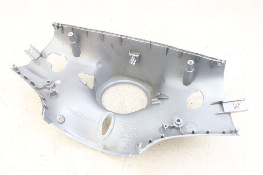 photo de HANDLE BAR REAR PANEL PIAGGIO VESPA PRIMAVERA 4T 50 (2021 - 2024) - Main view