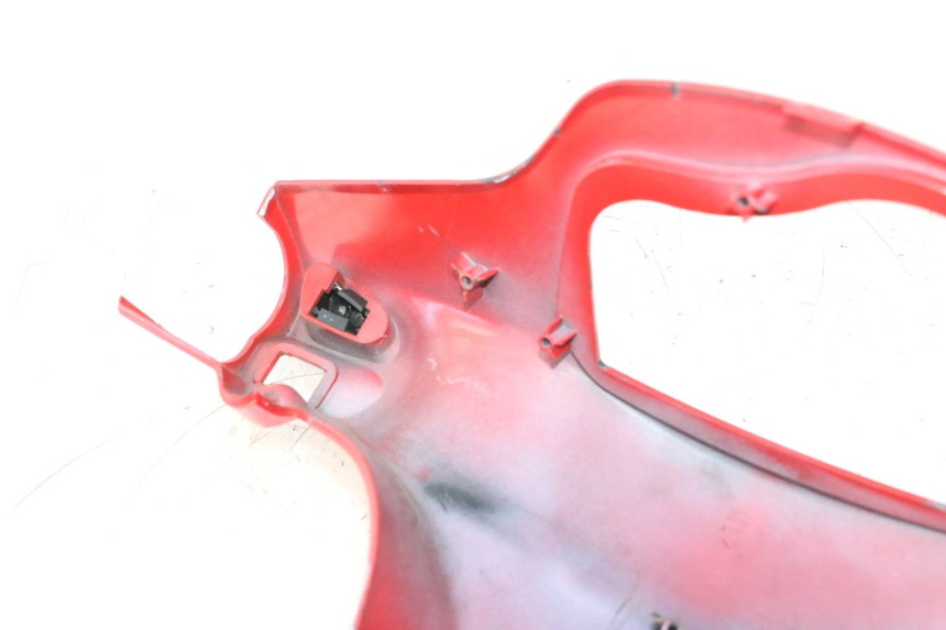 photo de REAR HANDLEBAR COVER PIAGGIO VESPA S 2T 50 (2007 - 2014) - High-resolution close-up