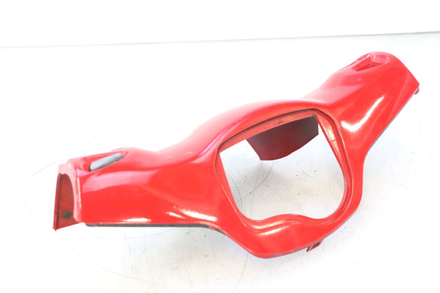 photo de REAR HANDLEBAR COVER PIAGGIO VESPA S 2T 50 (2007 - 2014) - Technical close-up