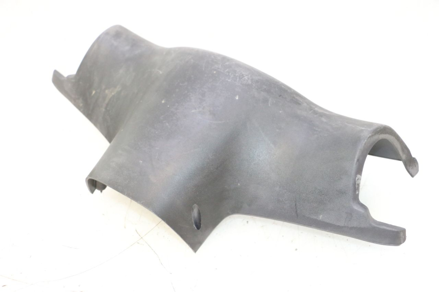 photo de REAR HANDLEBAR COVER PEUGEOT VIVACITY 50 (1998 - 2003) - Alternative perspective
