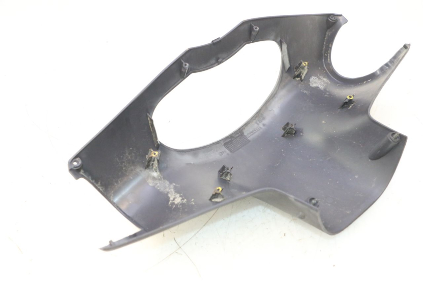 photo de REAR HANDLEBAR COVER PEUGEOT VIVACITY 50 (1998 - 2003) - Product overview