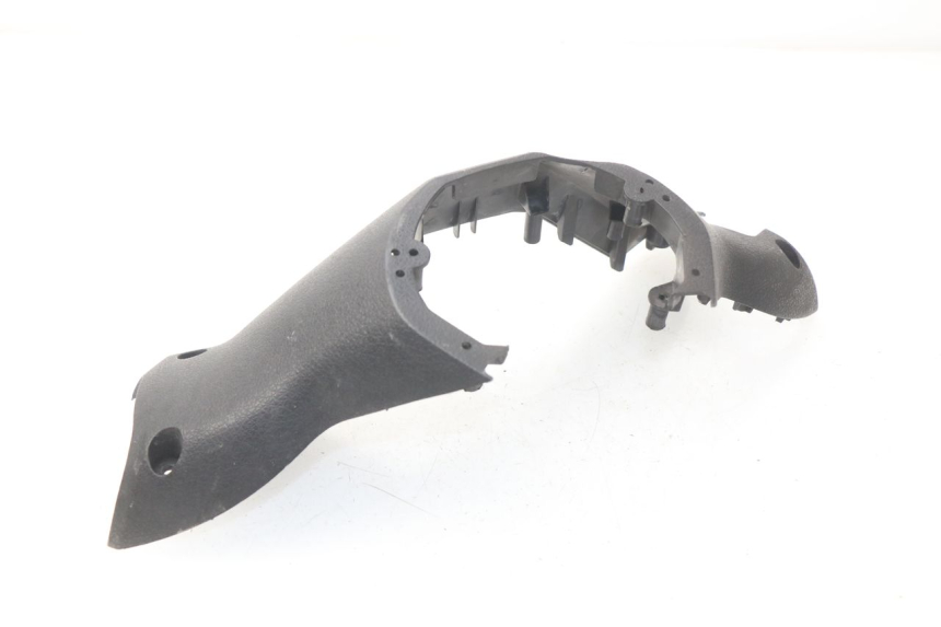 photo de REAR HANDLEBAR COVER YAMAHA X-MAX XMAX 125 (2010 - 2013) - Technical close-up