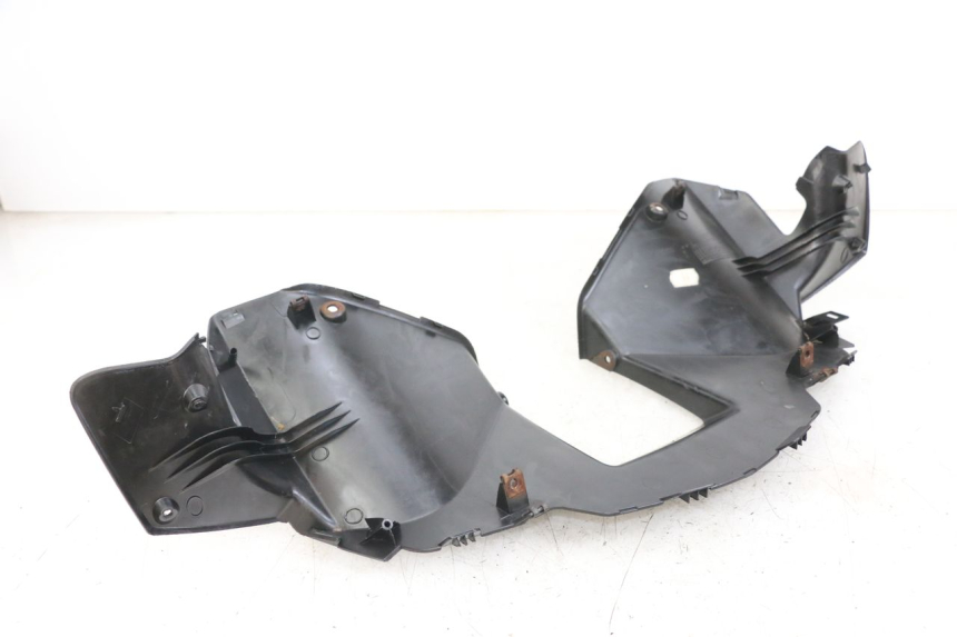photo de REAR HANDLEBAR COVER YAMAHA X-MAX XMAX 250 (2006 - 2009) - Technical close-up
