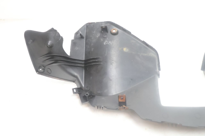 photo de REAR HANDLEBAR COVER YAMAHA XMAX X-MAX 125 (2006 - 2009) - Technical close-up
