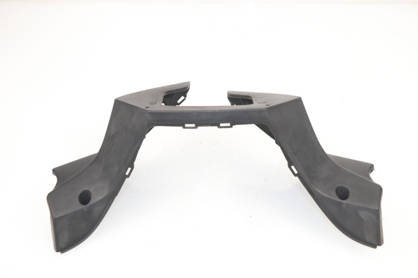 photo de HANDLE BAR REAR PANEL KYMCO XCITING 500 (2007 - 2010) - Zoom on usage condition