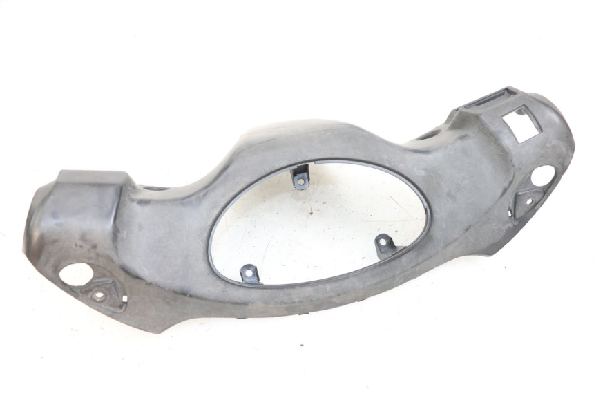 photo de HANDLE BAR REAR PANEL YAMAHA YN NEO'S 50 (1997 - 2004) - Technical close-up