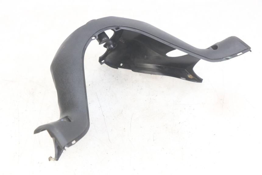 photo de REAR HANDLEBAR COVER YAMAHA YP MAJESTY 400 (2004 - 2008) - Component detail