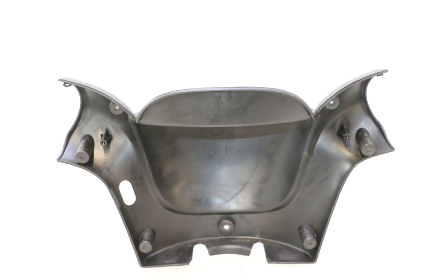 photo de HANDLE BAR REAR PANEL YAMAHA YP MAJESTY 125 (1998 - 2001) - Technical close-up