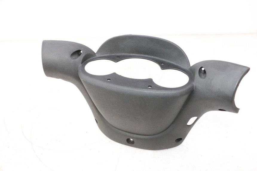 photo de HANDLE BAR REAR PANEL YAMAHA YP MAJESTY 125 (1998 - 2001) - Main view
