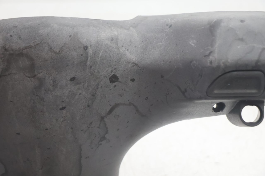 photo de HANDLE BAR REAR PANEL PIAGGIO ZIP IGET 4T 50 (2021 - 2023) - Zoom on usage condition