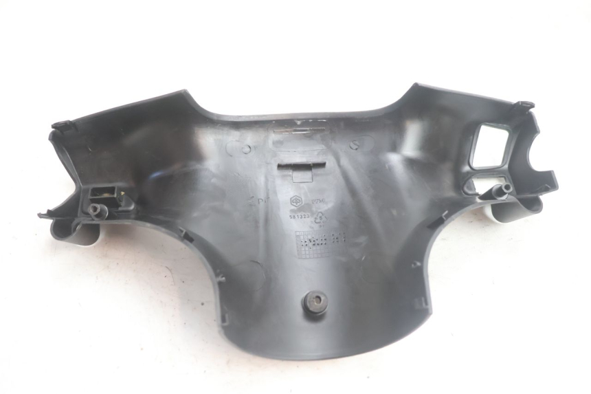 photo de HANDLE BAR REAR PANEL PIAGGIO ZIP IGET 4T 50 (2021 - 2023) - Alternative perspective
