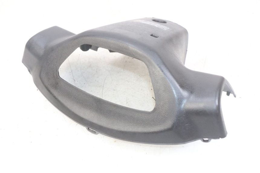 photo de REAR HANDLEBAR COVER UNIVERSAL BIKE ZN50QT-11B 50 (2018 - 2021) - Alternative perspective