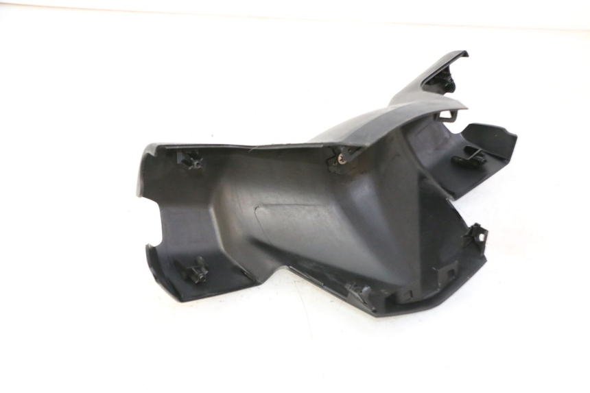 photo de HANDLEBAR COVER FRONT PEUGEOT CITYSTAR 50 (2013 - 2017) - Product overview