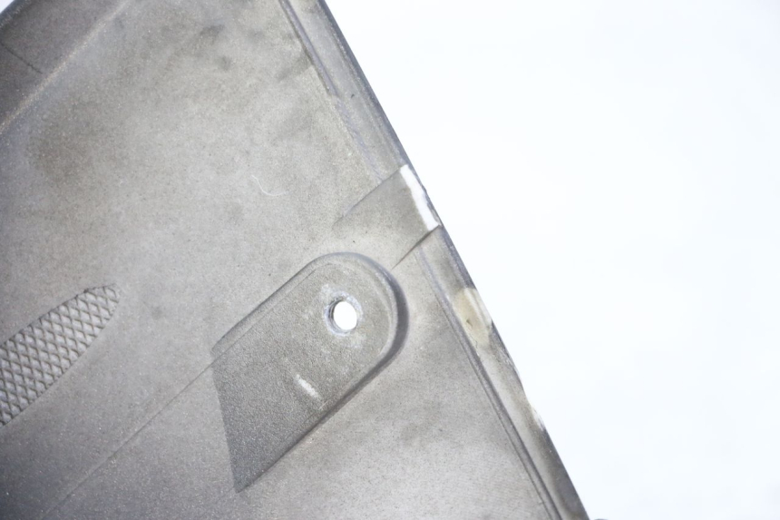 photo de HANDLEBAR COVER FRONT JM MOTORS EVOLIS 4T 50 (2018 - 2022) - Surface and material condition