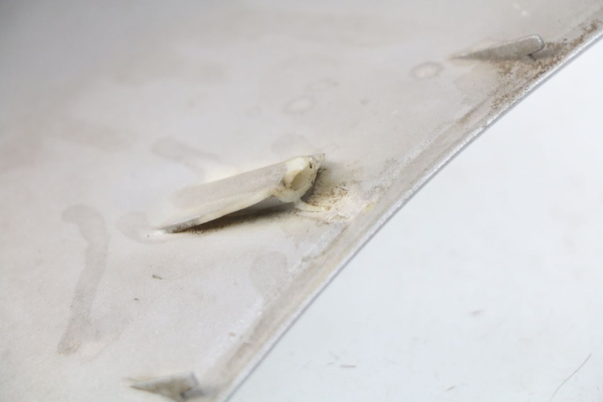 photo de HANDLEBAR COVER FRONT HONDA FES PANTHEON 125 (2003 - 2007) - Technical close-up