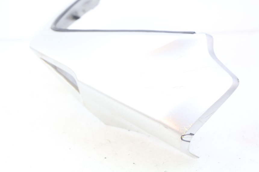 photo de HANDLEBAR COVER FRONT HONDA FES PANTHEON 125 (2003 - 2007) - Product overview