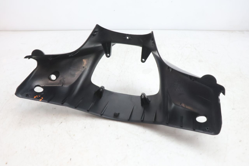 photo de HANDLEBAR COVER FRONT PIAGGIO FLY 2T 50 (2004 - 2017) - Checked used part