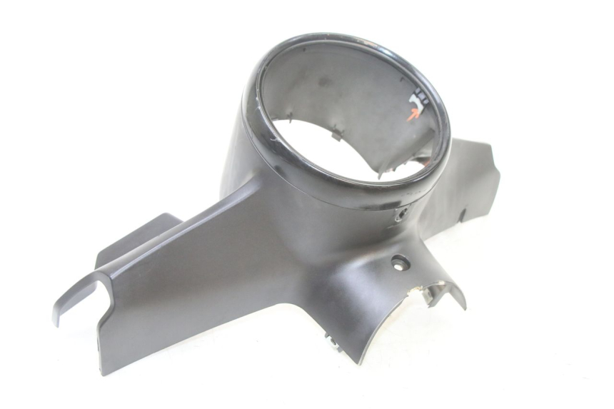 photo de FRONT HANDLEBAR COVER VENESI FLY RETRO 4T 50 (2020 - 2025) - Zoom on usage condition