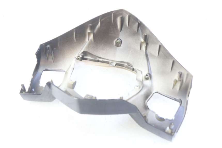 photo de HANDLEBAR COVER FRONT TNT MOTOR GRIDO 2T 50 (2010 - 2019) - Zoom on usage condition