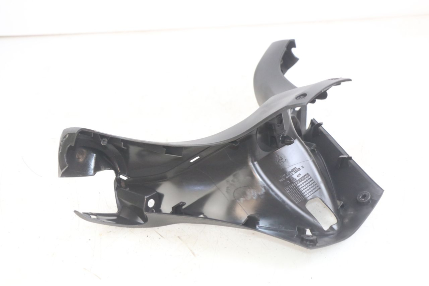 photo de HANDLEBAR COVER FRONT SYM GTS EFI 125 (2012 - 2016) - Technical close-up