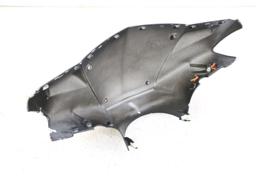 photo de HANDLE BAR FRONT PANEL PEUGEOT KISBEE 2T 50 (2018 - 2022) - Technical close-up