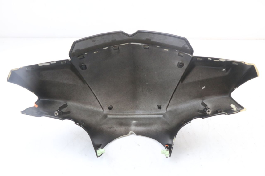 photo de HANDLEBAR COVER FRONT PEUGEOT KISBEE 4T 50 (2018 - 2022) - Product overview