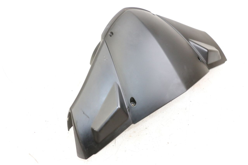 photo de HANDLEBAR COVER FRONT PEUGEOT KISBEE 4T 50 (2018 - 2022) - Alternative perspective