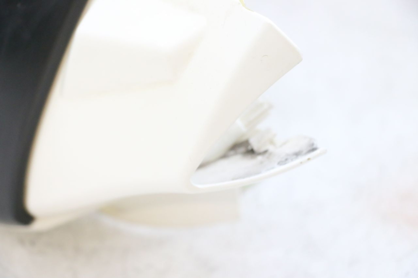 photo de HANDLEBAR COVER FRONT PEUGEOT KISBEE 4T 50 (2010 - 2017) - Component detail