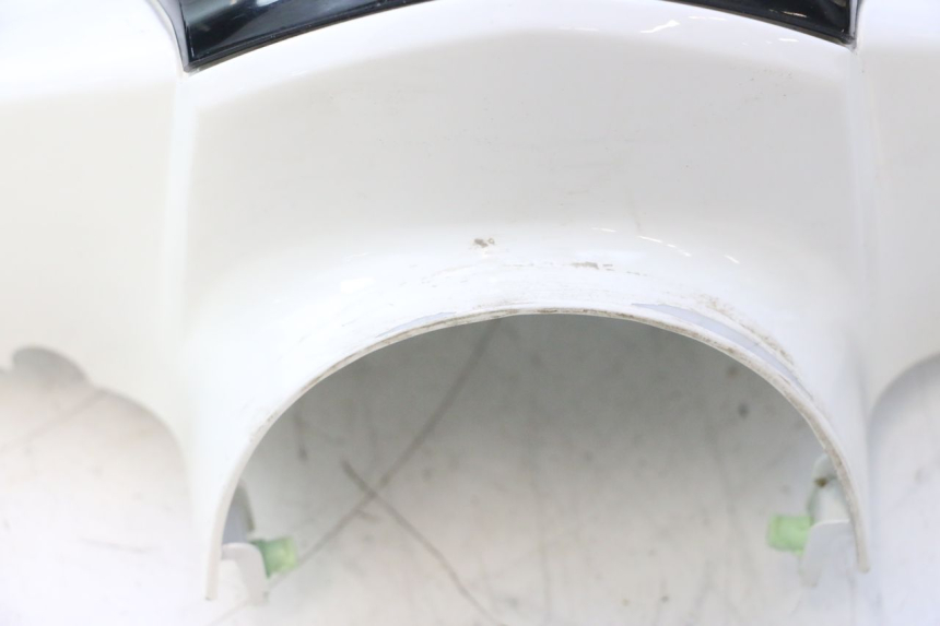 photo de HANDLEBAR COVER FRONT PEUGEOT KISBEE 4T 50 (2018 - 2022) - Product overview