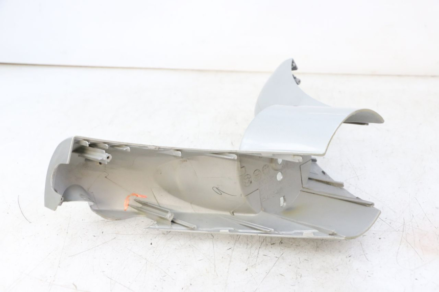 photo de HANDLE BAR FRONT PANEL KYMCO GRAND DINK 125 (2008 - 2014) - Zoom on usage condition