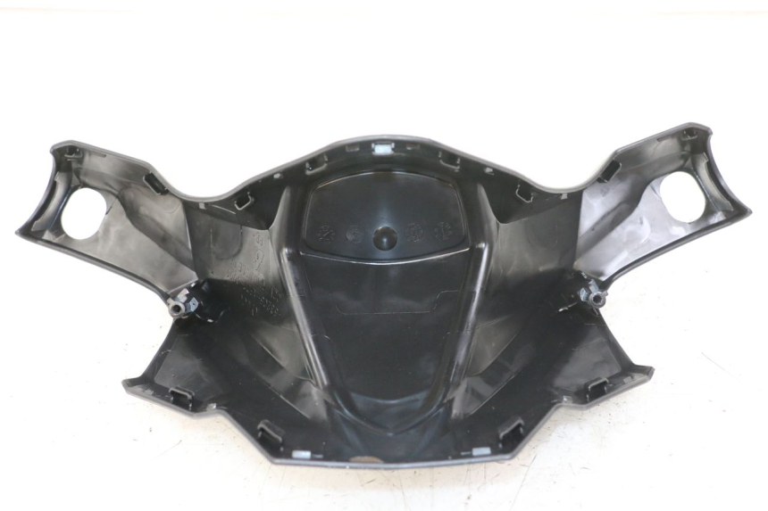 photo de HANDLEBAR COVER FRONT KYMCO X-TOWN XTOWN 125 (2016 - 2021) - Zoom on usage condition