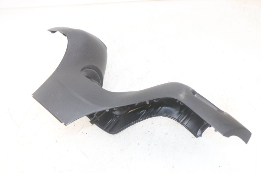 photo de HANDLE BAR FRONT PANEL PIAGGIO MP3 HPE 300 (2019 - 2026) - Product overview