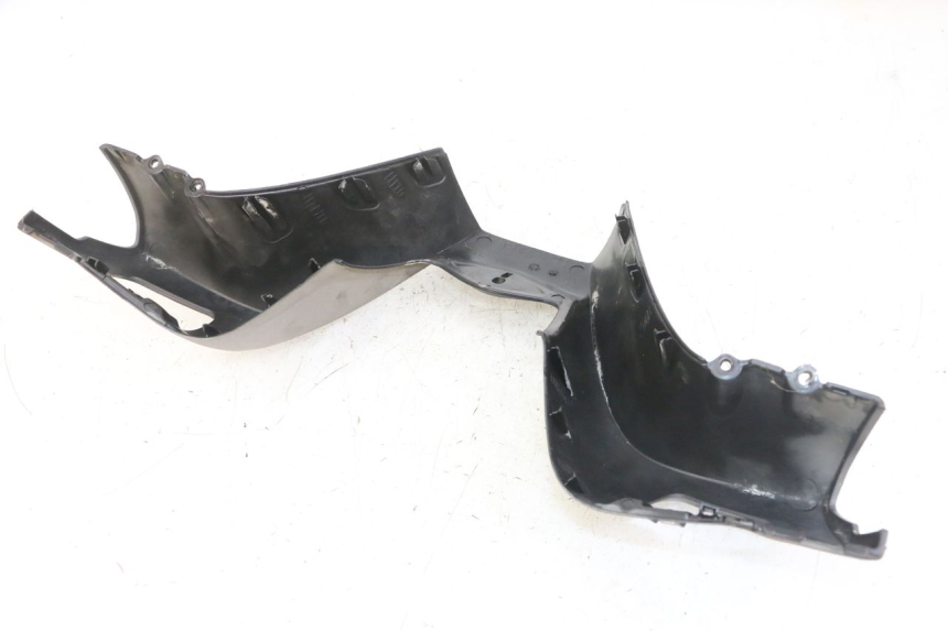 photo de HANDLEBAR COVER FRONT PIAGGIO MP3 LT 300 (2010 - 2016) - Surface and material condition