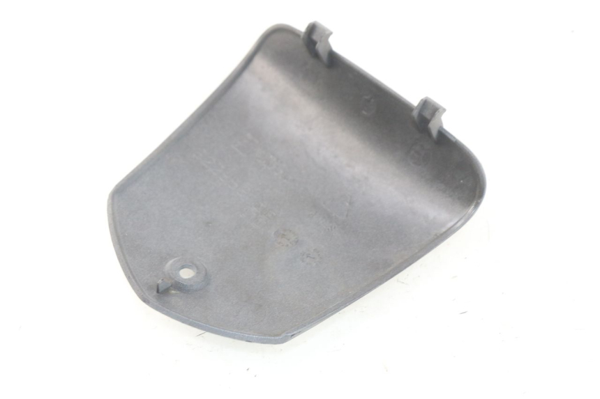 photo de HANDLEBAR COVER FRONT PIAGGIO MP3 125 (2006 - 2014) - Component detail