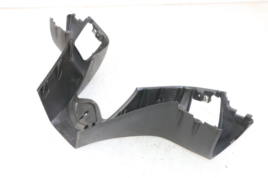 photo de HANDLEBAR COVER FRONT PIAGGIO MP3 125 (2006 - 2014) - Product overview