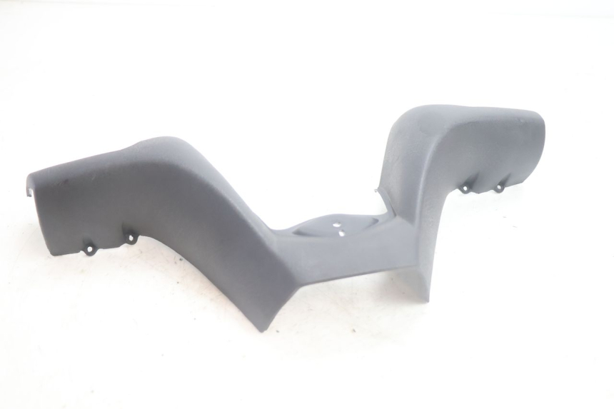 photo de HANDLEBAR COVER FRONT PIAGGIO MP3 500 (2011 - 2015) - Component detail