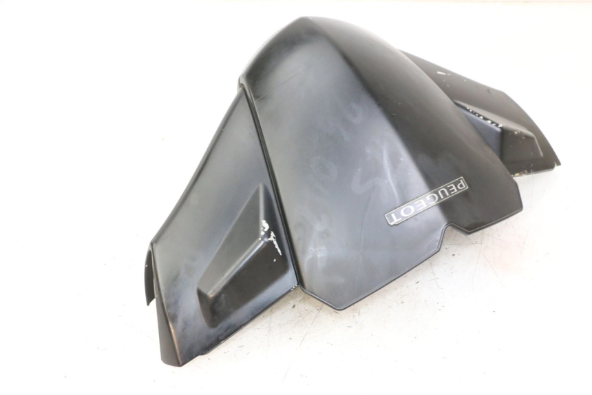 photo de HANDLEBAR COVER FRONT PEUGEOT KISBEE 4T 50 (2018 - 2022) - Fixing points details