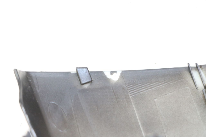 photo de HANDLE BAR FRONT PANEL PEUGEOT VIVACITY 125 (2010 - 2017) - Component detail