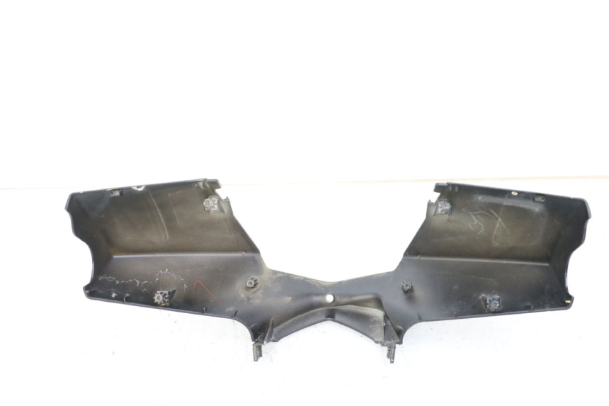 photo de HANDLE BAR FRONT PANEL PEUGEOT VIVACITY 125 (2010 - 2017) - Fixing points details