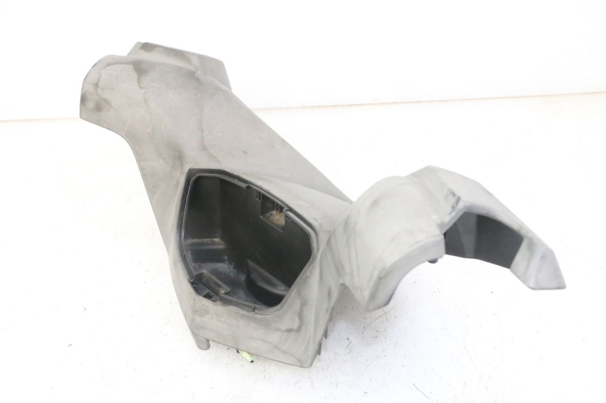 photo de HANDLE BAR FRONT PANEL PEUGEOT SATELIS COMPRESSOR K15 125 (2006 - 2009) - Component detail