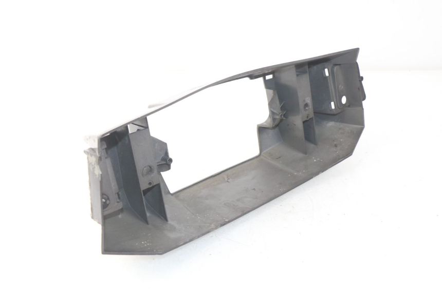 photo de HANDLE BAR FRONT PANEL PEUGEOT SC 50 (1988 - 1992) - Zoom on usage condition