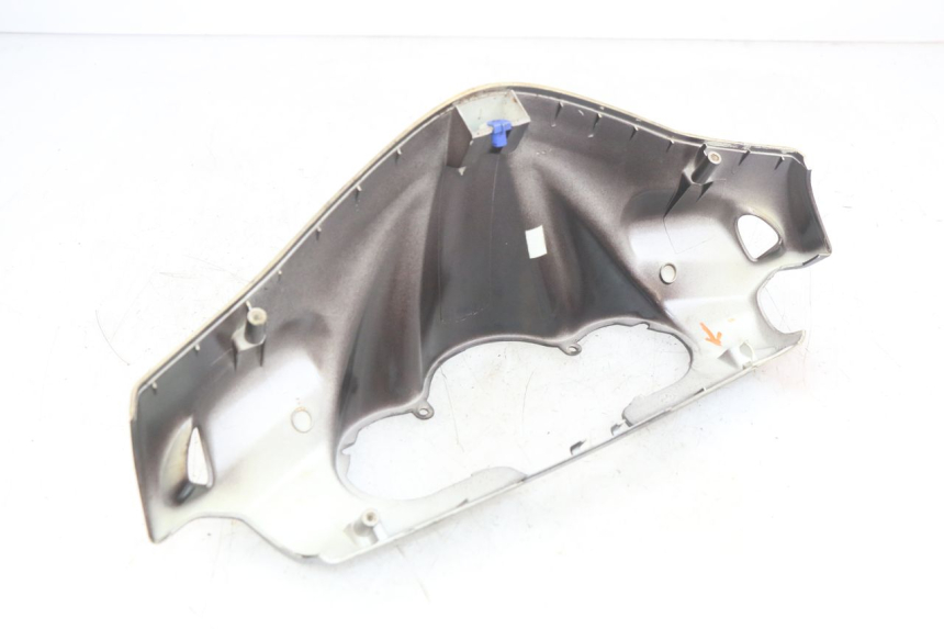 photo de HANDLEBAR COVER FRONT PEUGEOT SPEEDFIGHT LC 50 (1996 - 2002) - Component detail