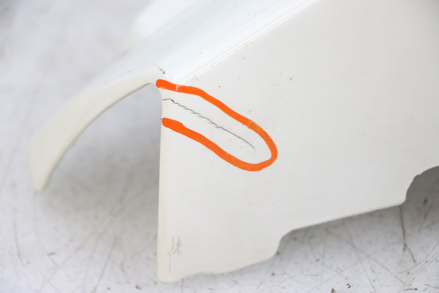 photo de HANDLE BAR FRONT PANEL PEUGEOT STREETZONE 2T 50 (2014 - 2019) - Fixing points details