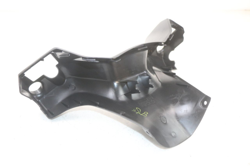 photo de HANDLE BAR FRONT PANEL SUZUKI BURGMAN 125 (2018 - 2021) - Surface and material condition