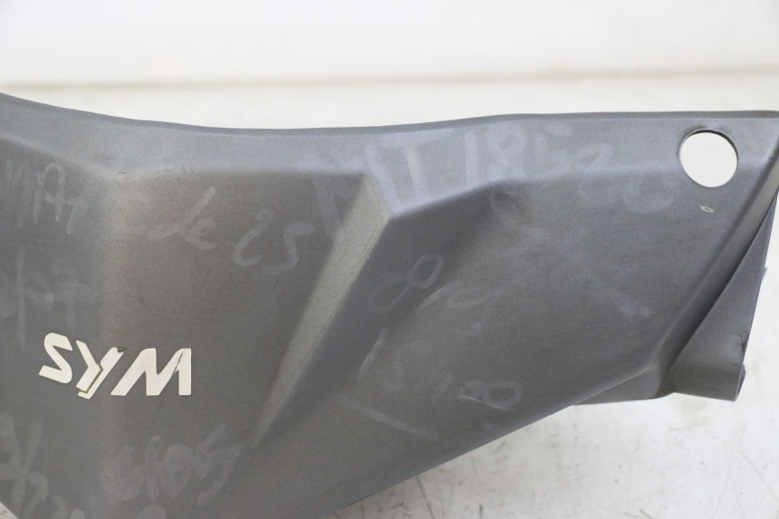 photo de HANDLE BAR FRONT PANEL SYM ORBIT 2 4T 50 (2008 - 2017) - Fixing points details