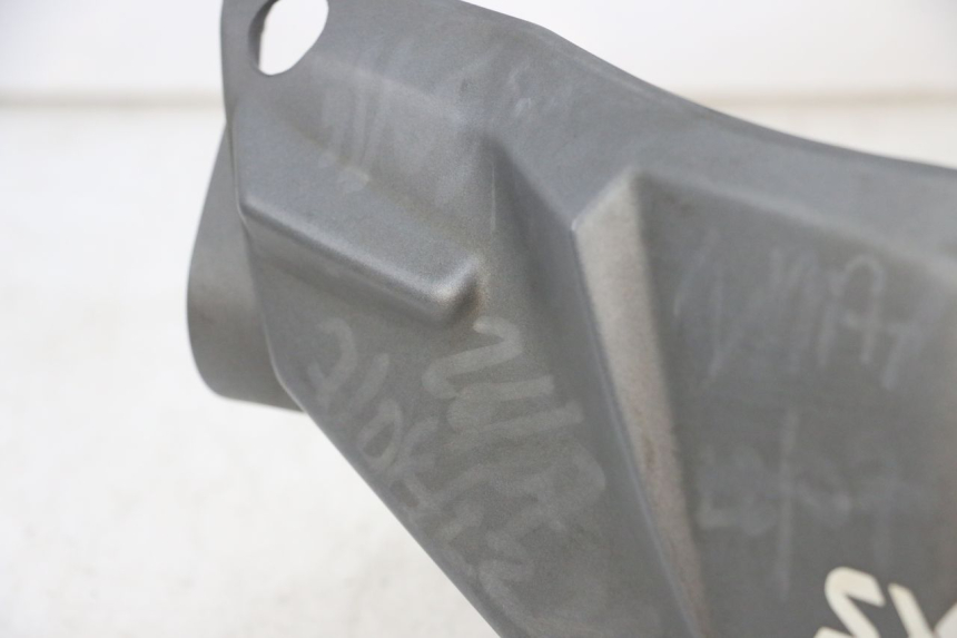 photo de HANDLE BAR FRONT PANEL SYM ORBIT 2 4T 50 (2008 - 2017) - Surface and material condition