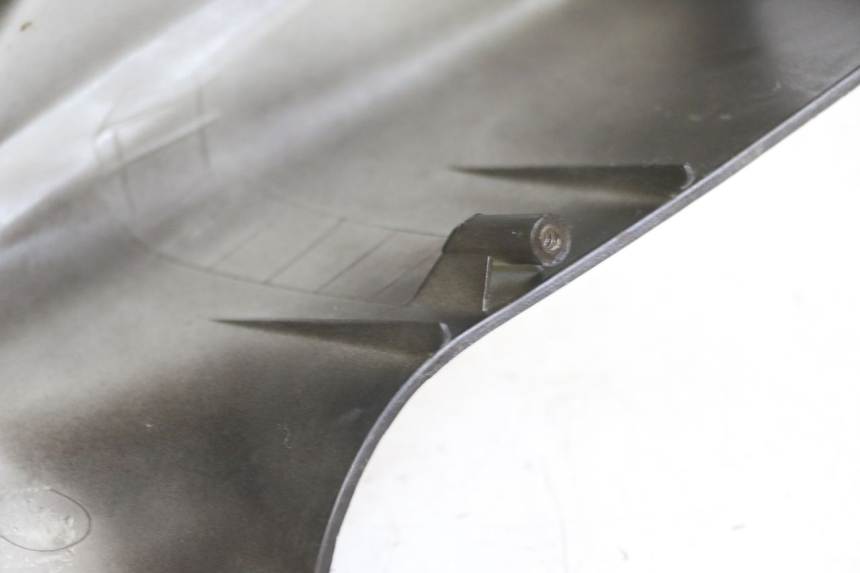 photo de HANDLEBAR COVER FRONT TNT MOTOR ROMA 10' 4T 50 (2019 - 2022) - Fixing points details