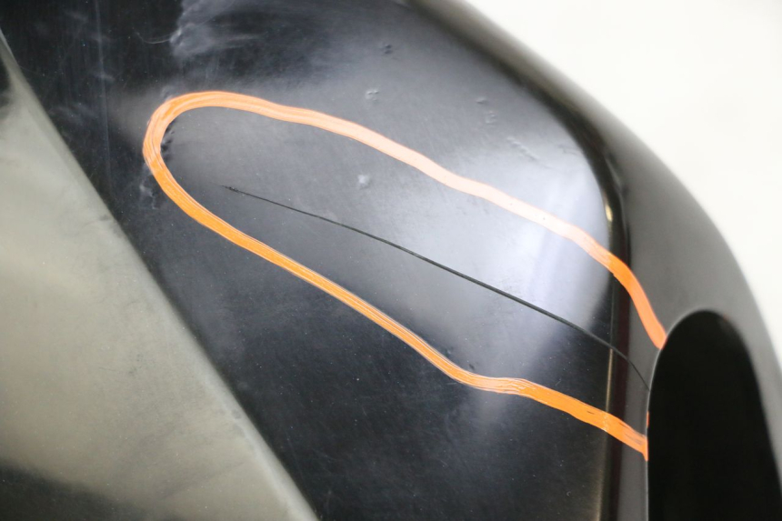 photo de HANDLE BAR FRONT PANEL PEUGEOT TWEET 4T 50 (2018 - 2022) - Zoom on usage condition